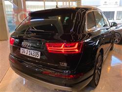 ئاودی Q7